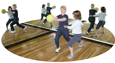 Core Stability Lunges Kathy Ekdahl with personal training client